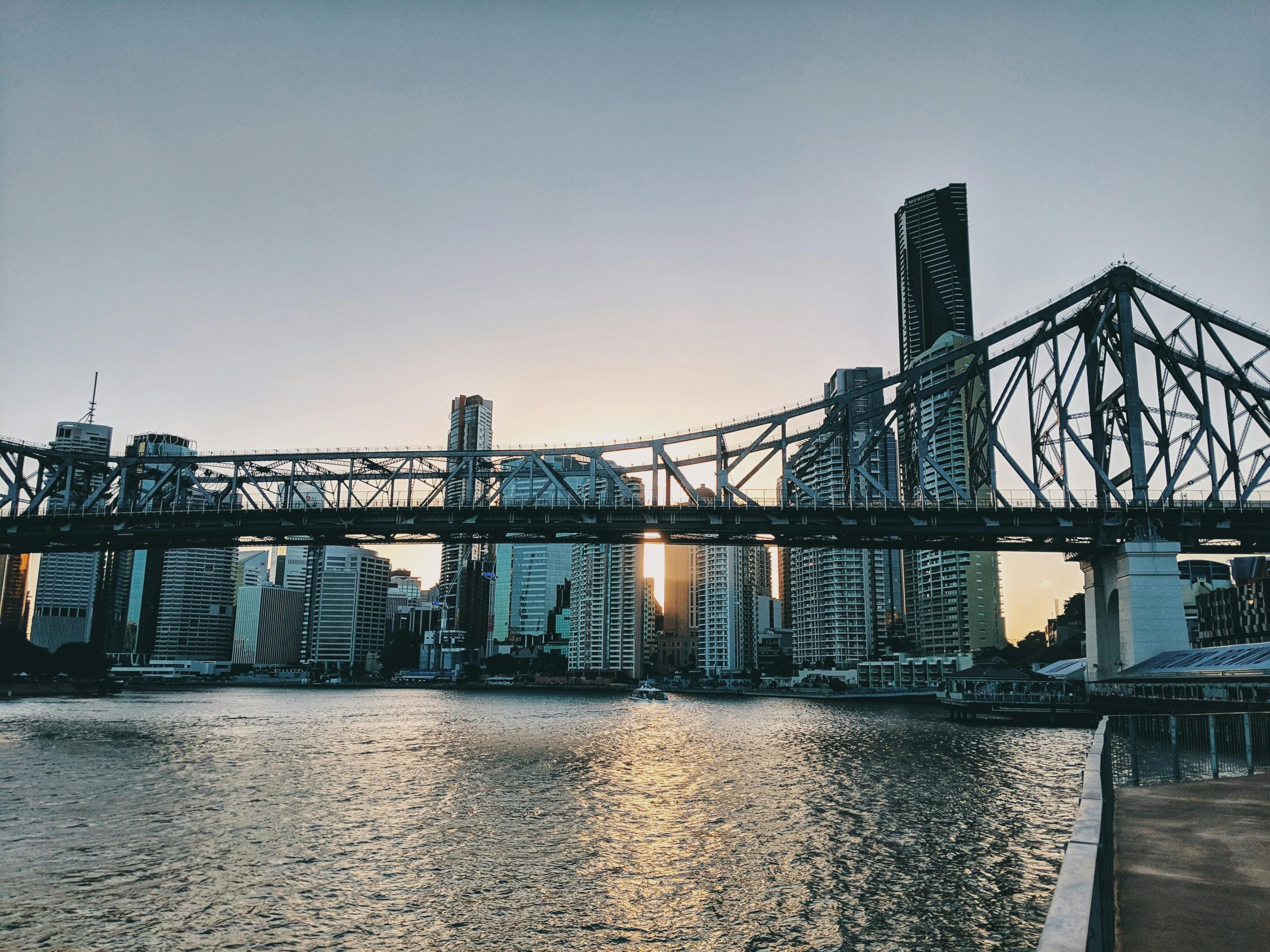 Brisbane cityscape at sunrise, symbolising Exant Advisory’s commitment to innovative and tailored business growth solutions.